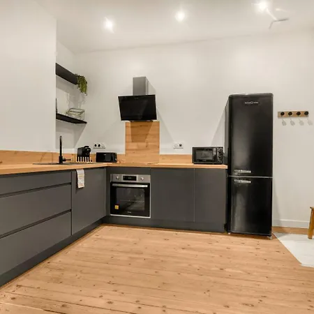 Charme En Centre-ville - Proche Metro *